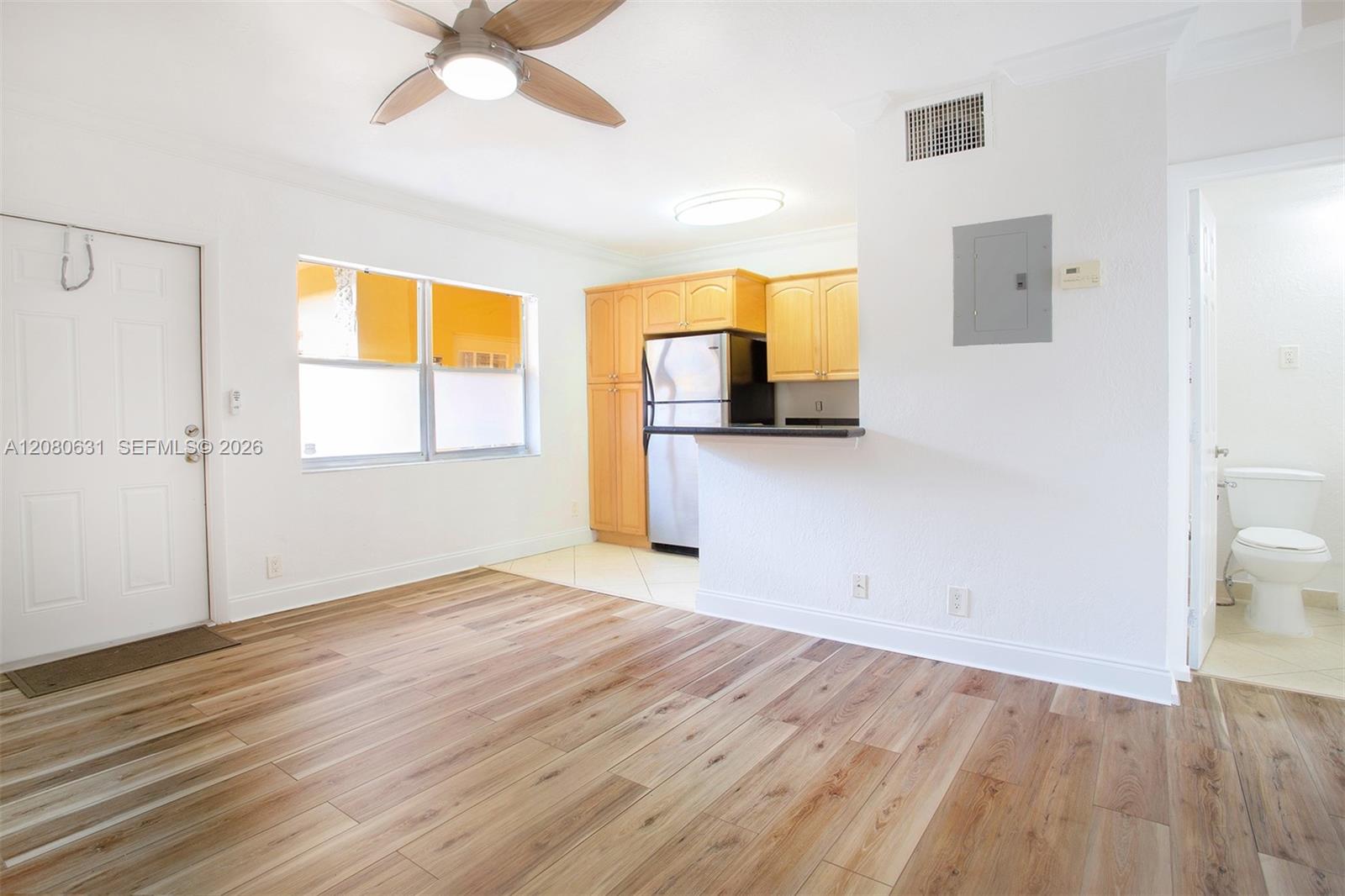 744 NE 14th Ave # 6 — Photo 5