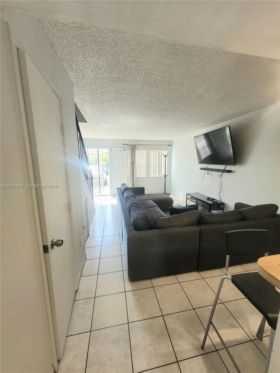 3973 W 9th Ln # 3 — Photo 3