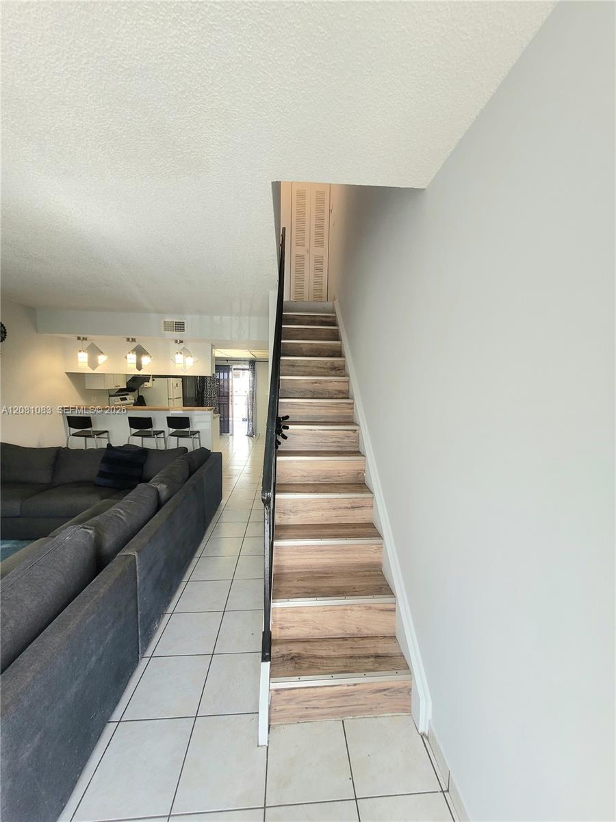 3973 W 9th Ln # 3 — Photo 4