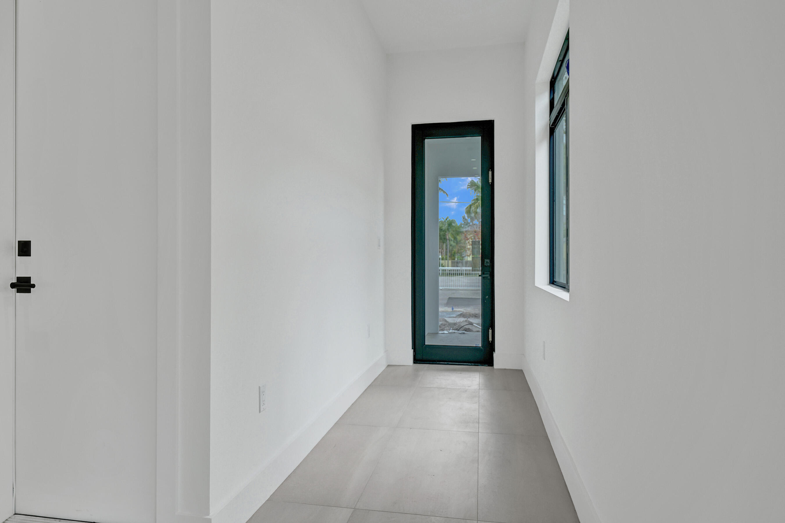 606-608 SW 7TH Avenue — Photo 5