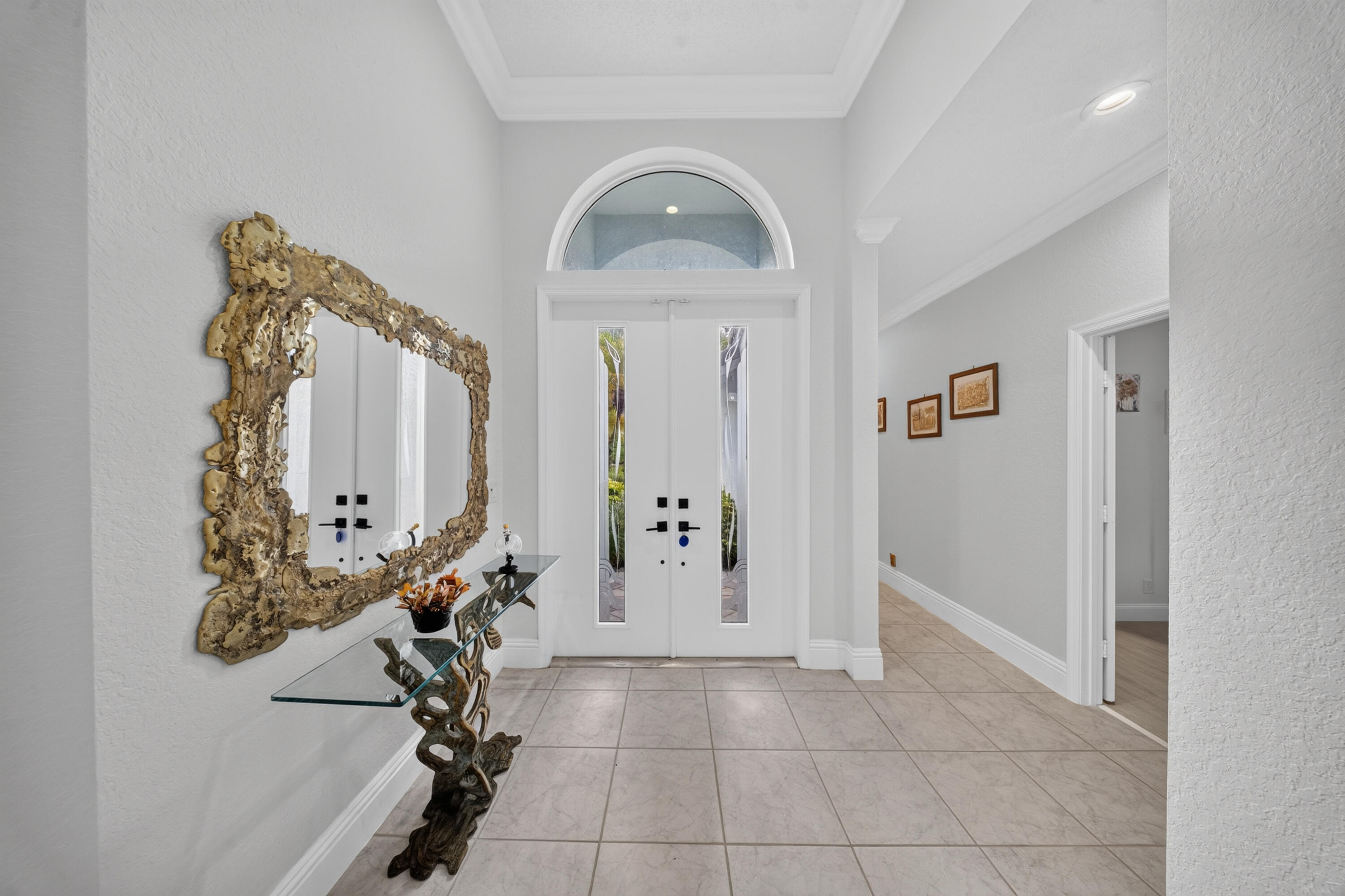 7690 La Corniche Circle — Photo 4