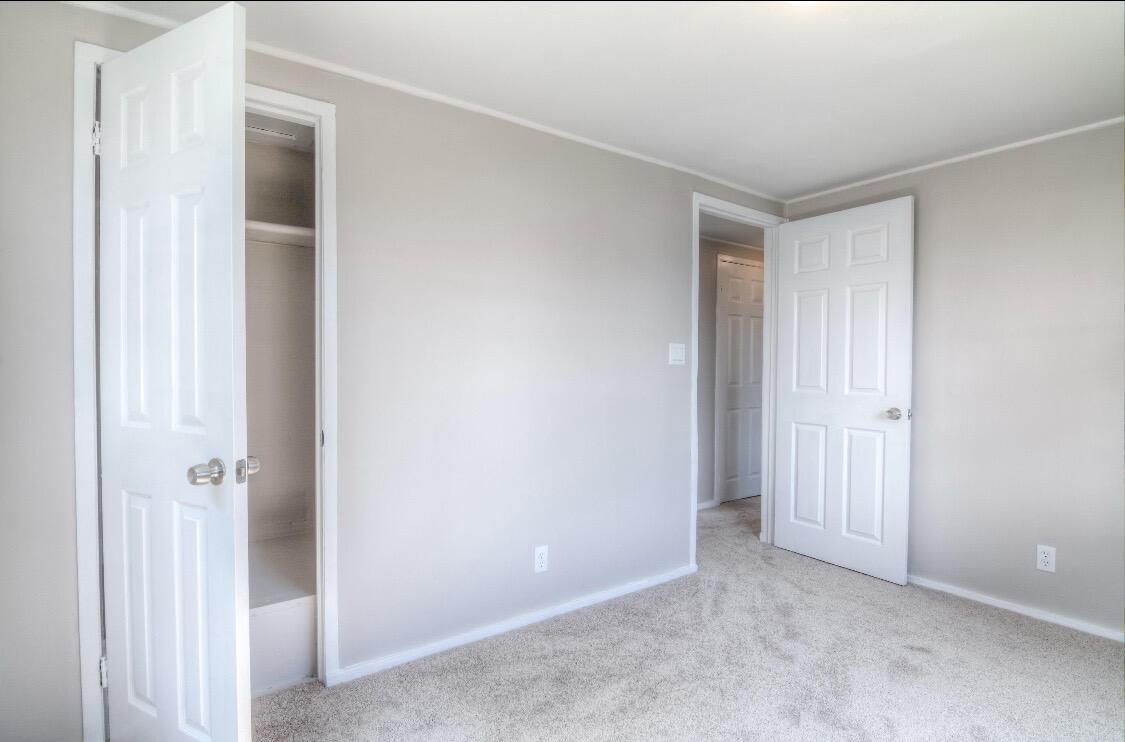 2960 Chickamauga Avenue — Photo 4