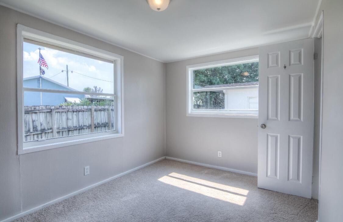 2960 Chickamauga Avenue — Photo 5