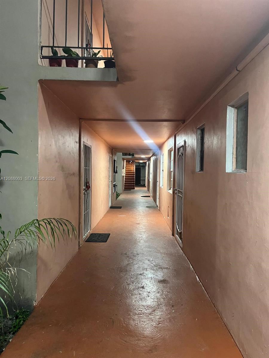 1525 NW 19th Ter # 24 — Photo 4