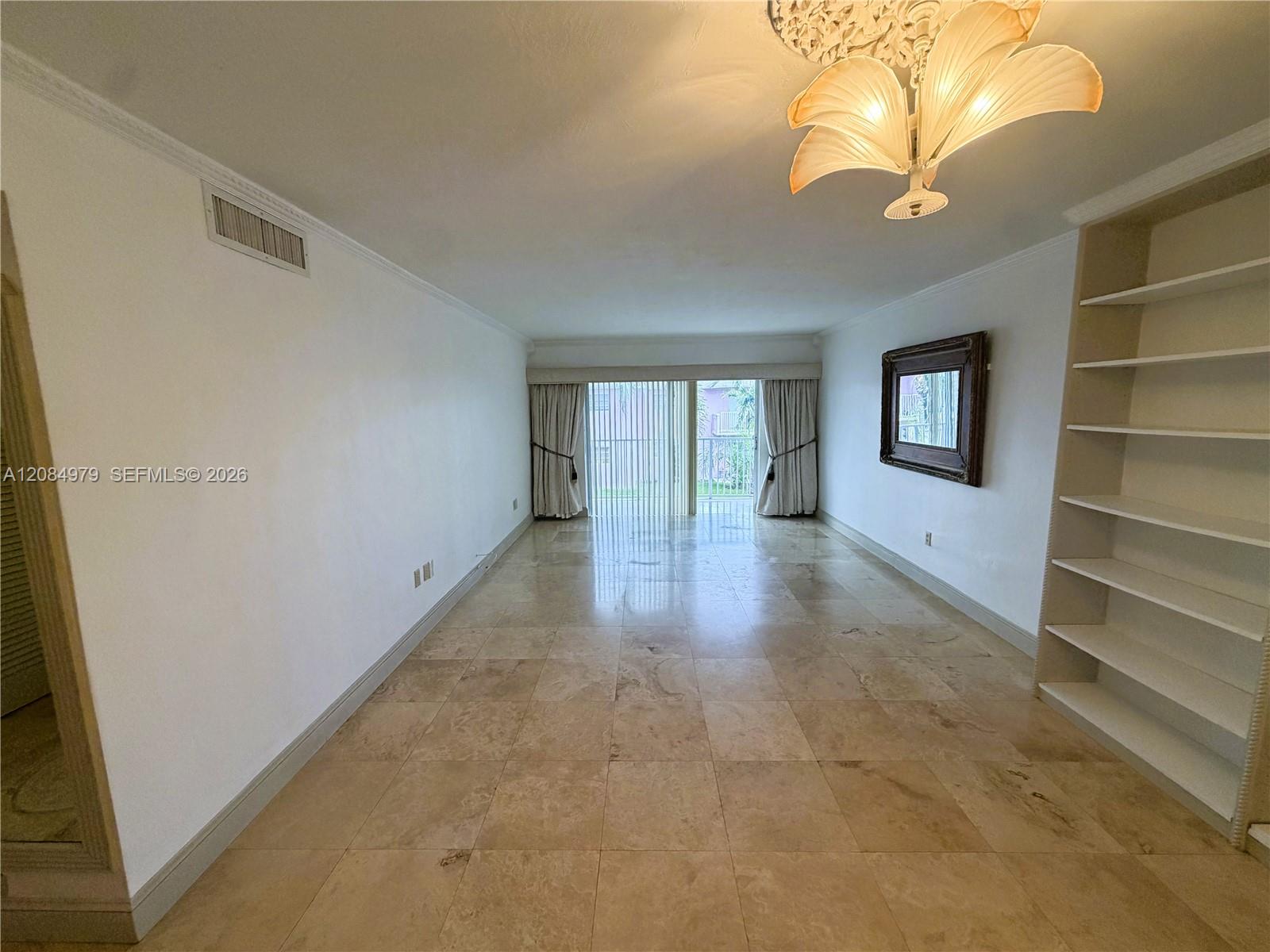 7550 SW 82nd St # F204 — Photo 2