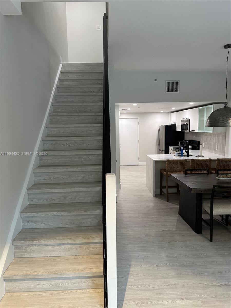 3339 Virginia St # 127 — Photo 4