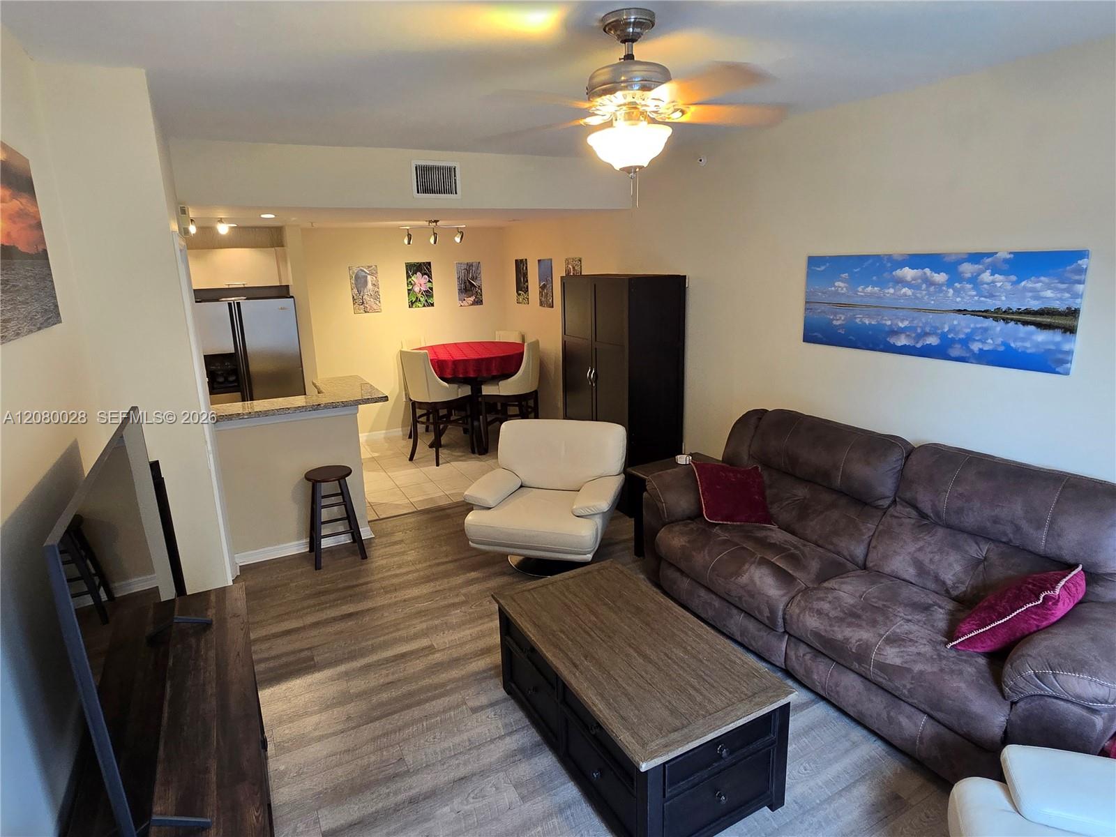 2107 SE 10th Ave # 818 — Photo 5