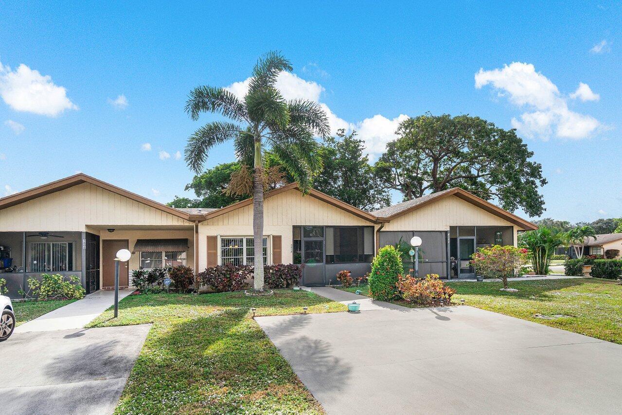 5814 Doris Court, Delray Beach FL 33484