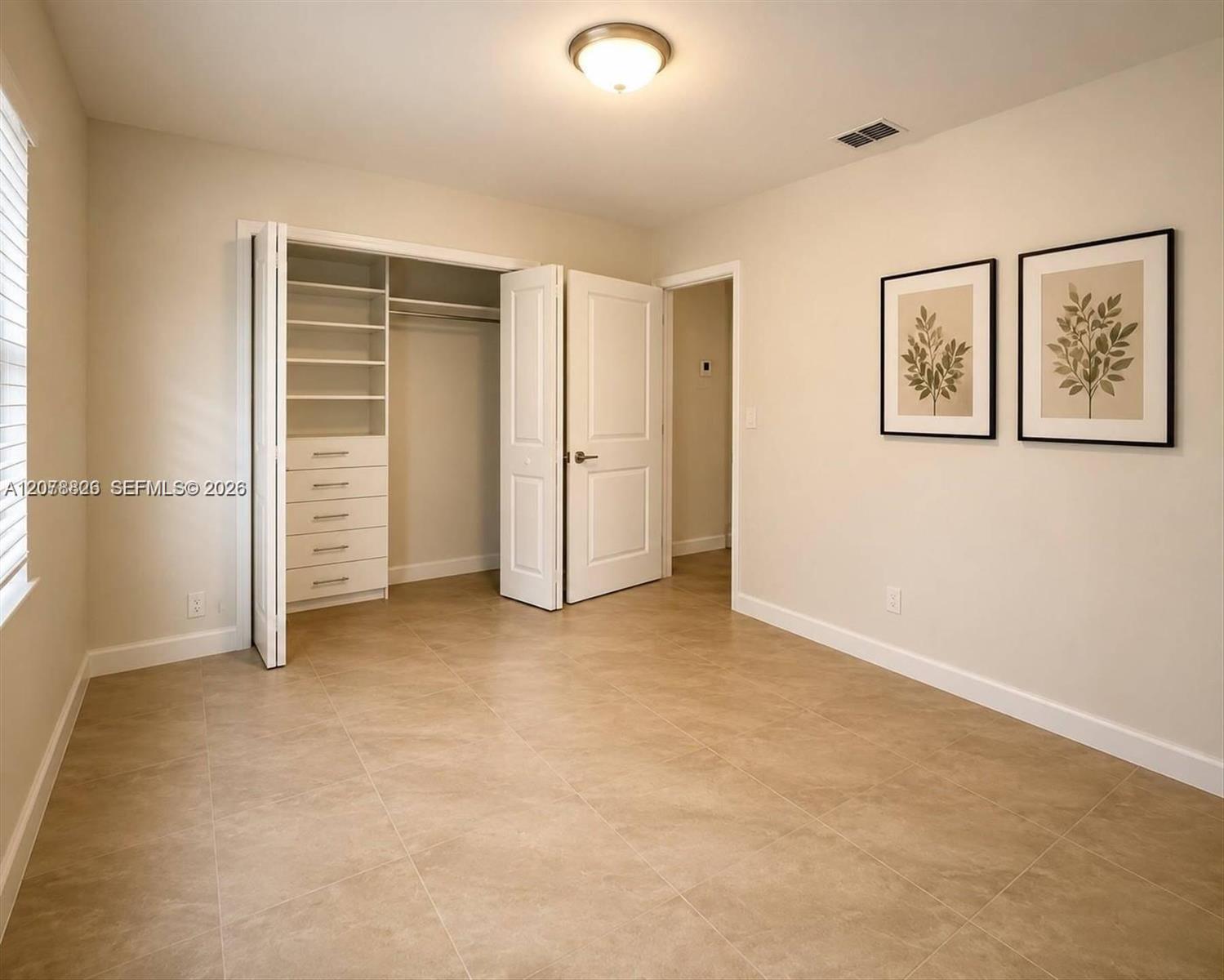 4038 SW 9th Ter # 4038 — Photo 3
