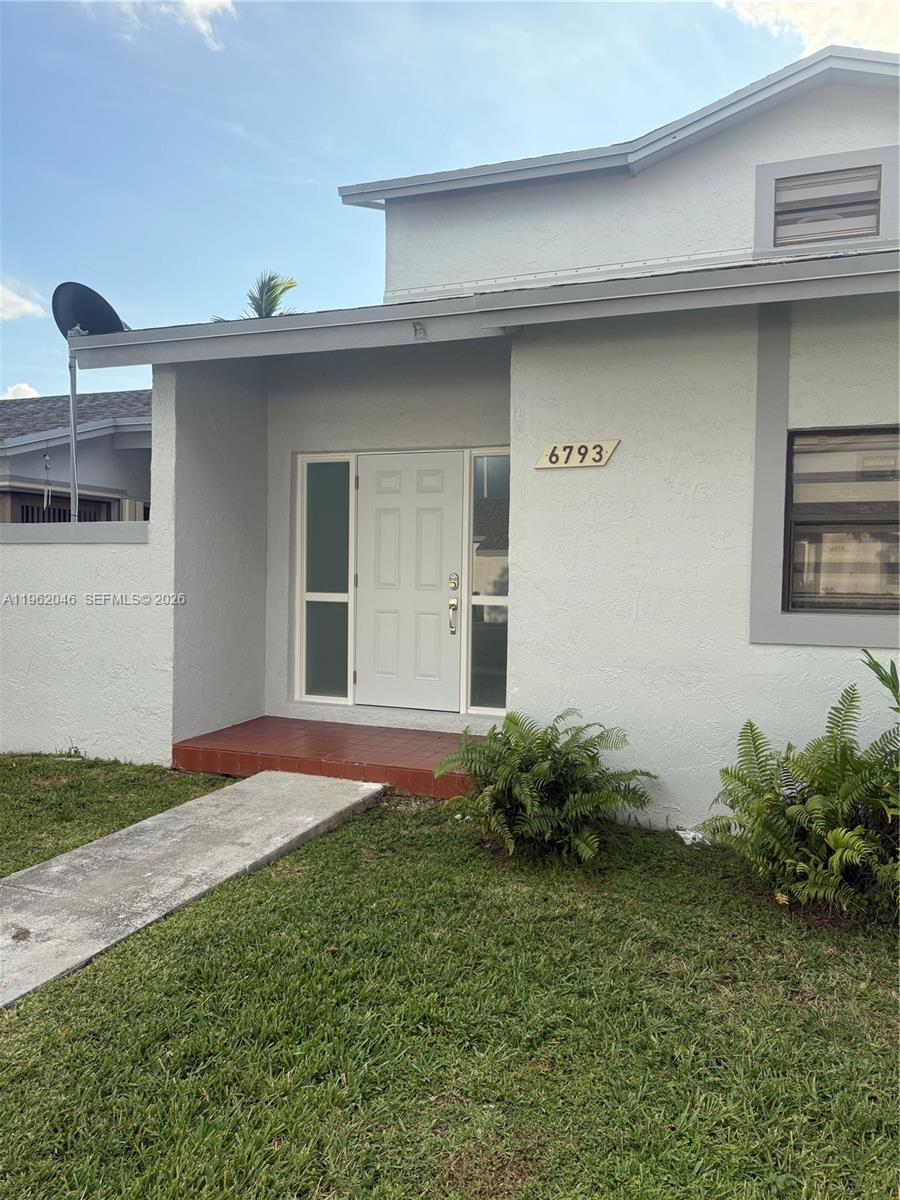 6793 SW 152nd Pl # 93 — Photo 4