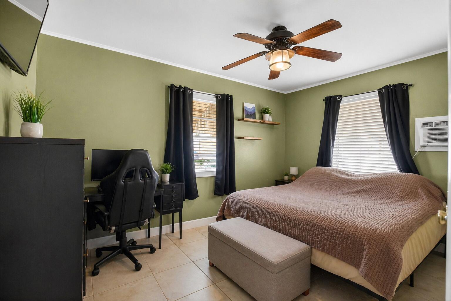 3017 BUCKLEY Avenue — Photo 4