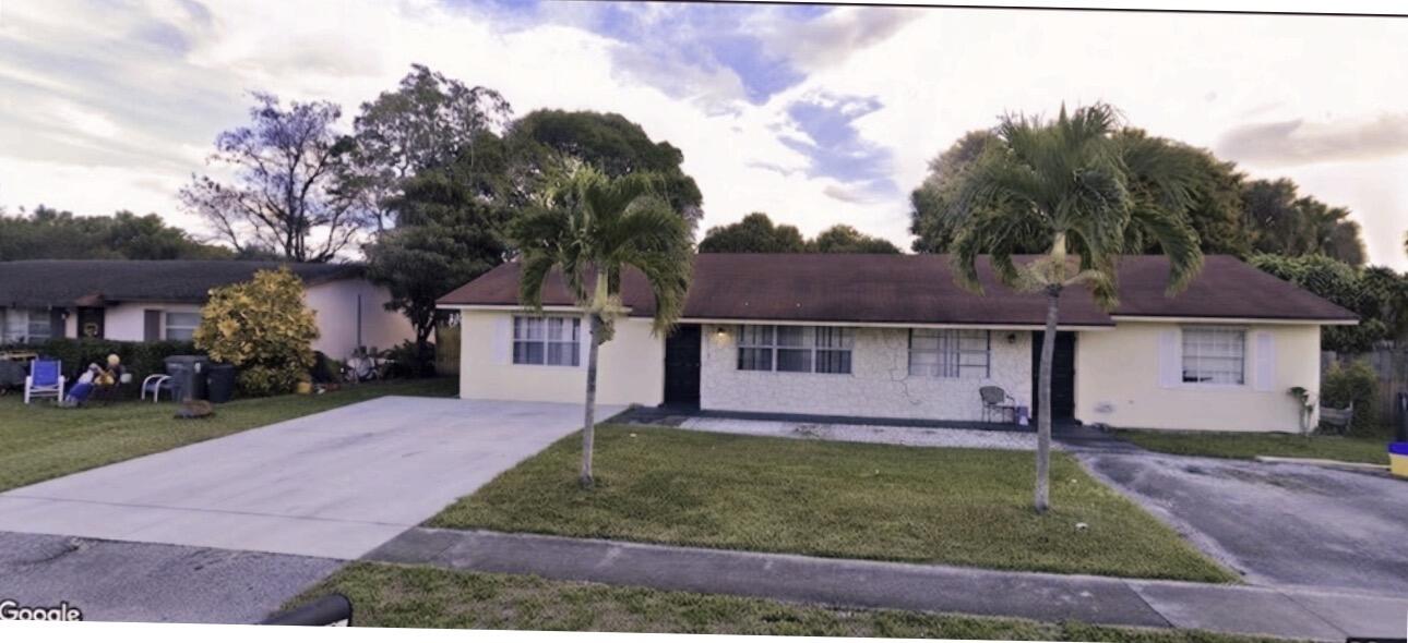 3830 ROAN Court E — Photo 2