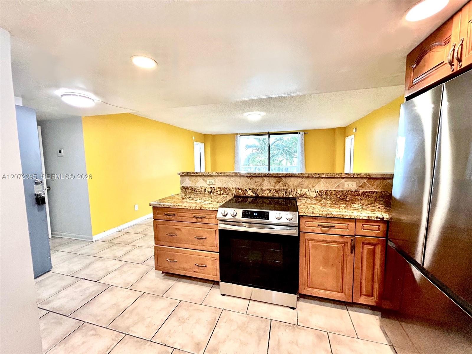 13499 Biscayne Blvd # 506 — Photo 2