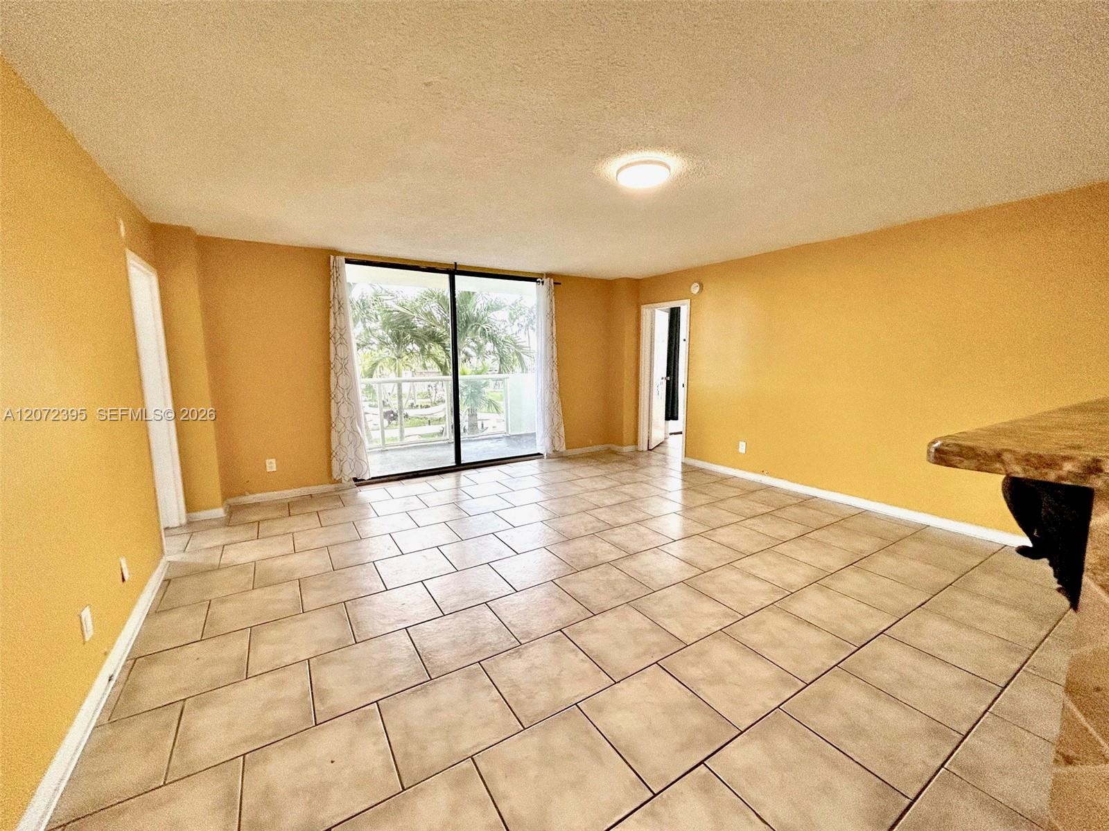 13499 Biscayne Blvd # 506 — Photo 3