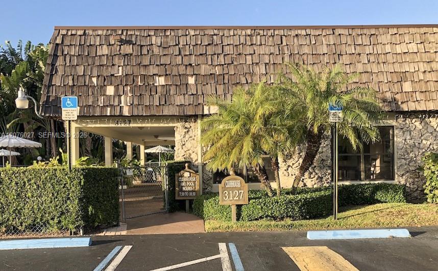 3101 Oakland Shores Dr # H207 — Photo 4
