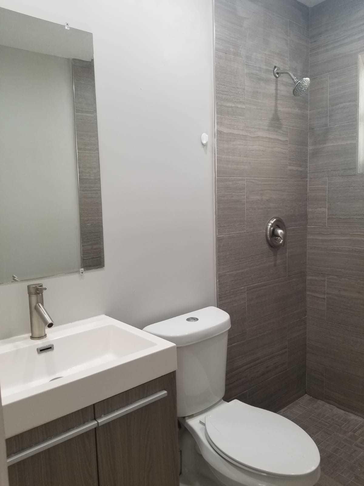 831 NE 156TH Terrace — Photo 5