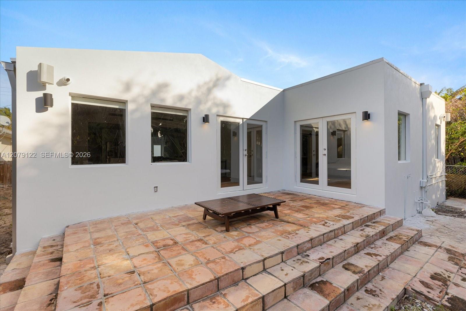 8926 Emerson Ave — Photo 3