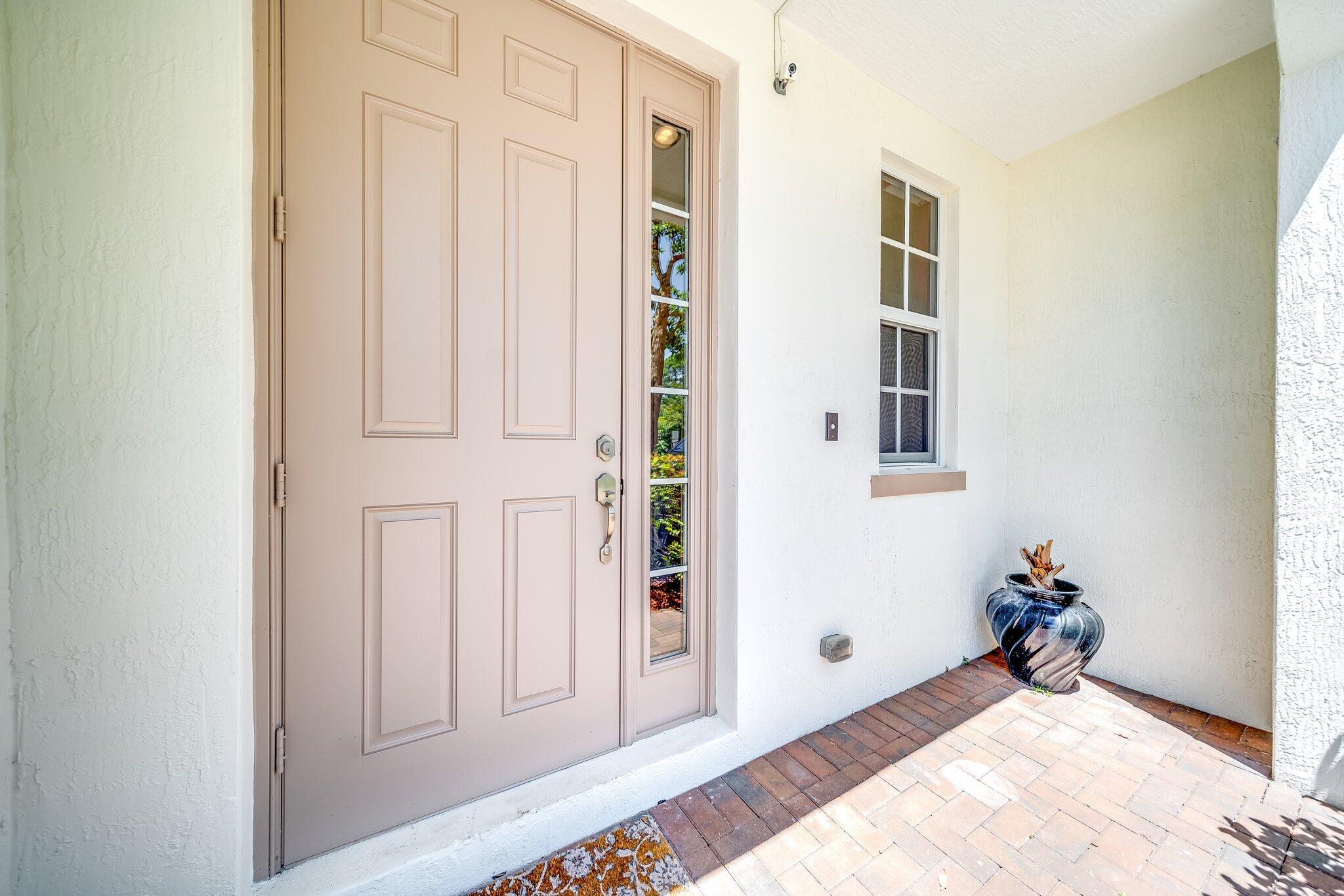 4543 Tara Cove Way — Photo 2