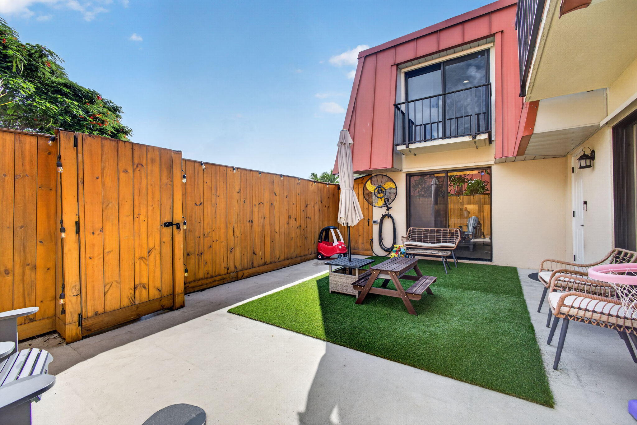 3202 Meridian Way N # A — Photo 3