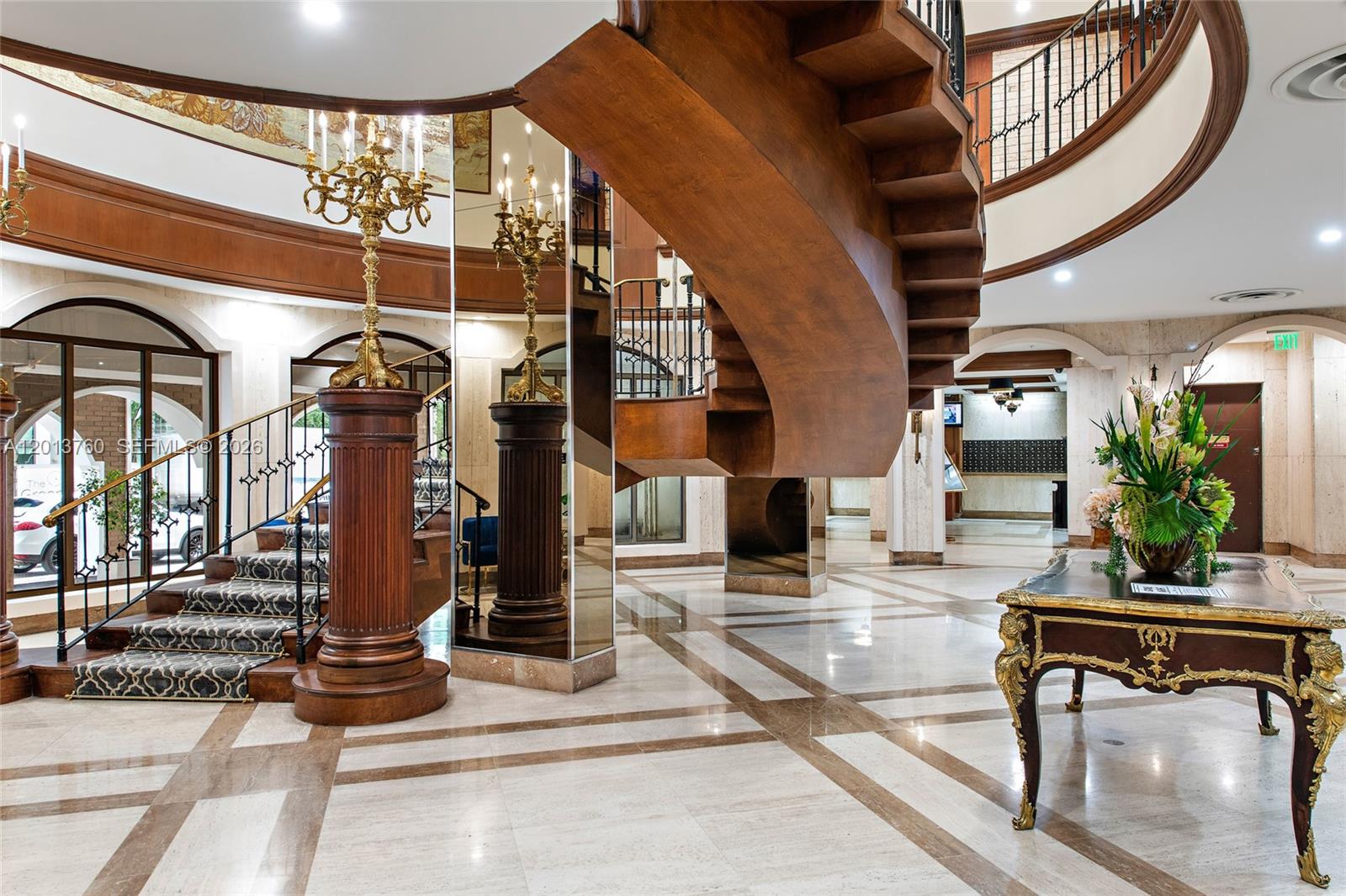 6039 Collins Ave # PH7 — Photo 5