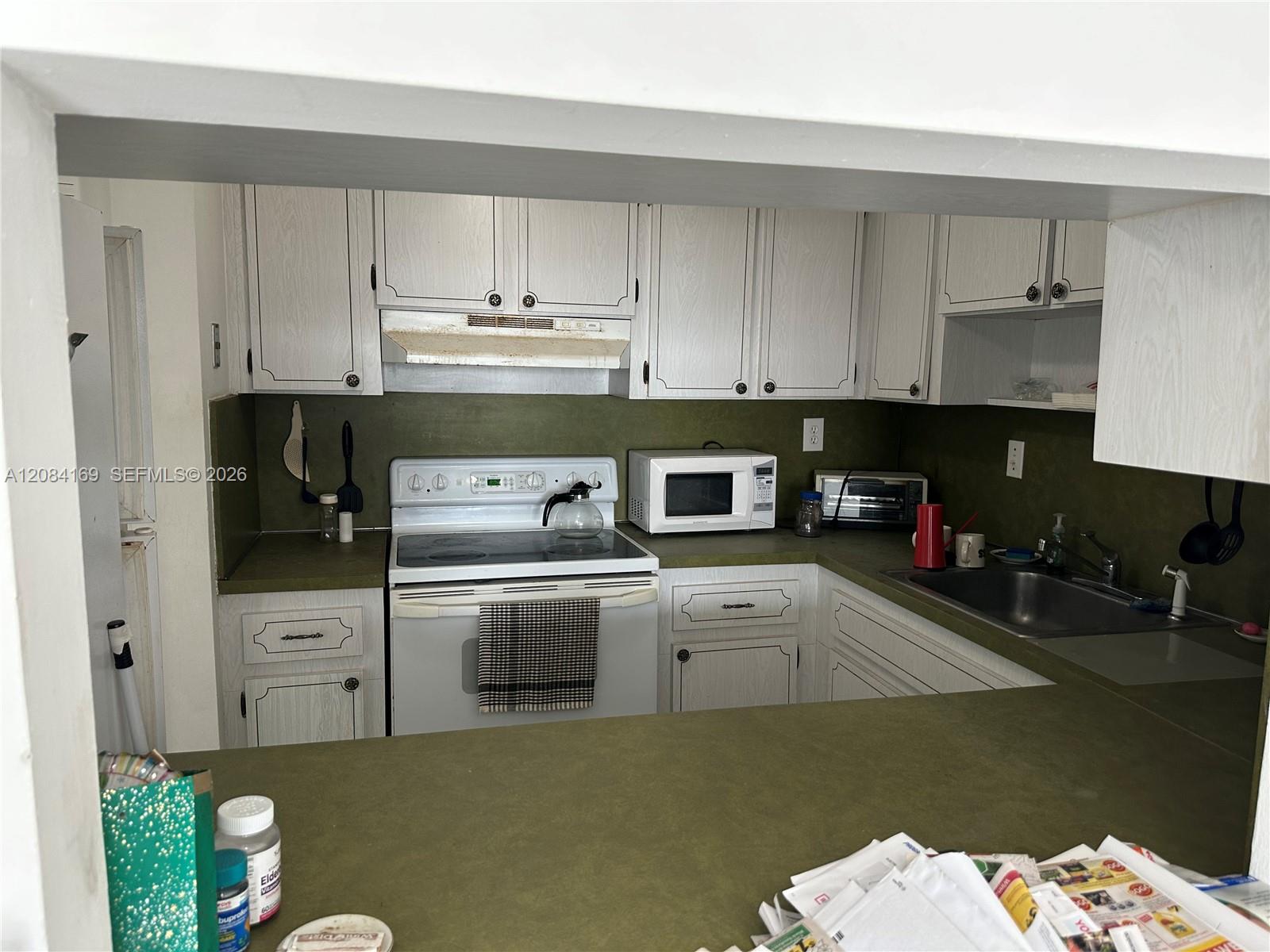 3665 NE 167th St # 307 — Photo 4