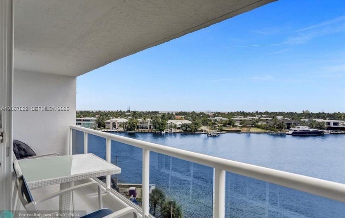 20515 E Country Club Dr # 747, Aventura FL 33180