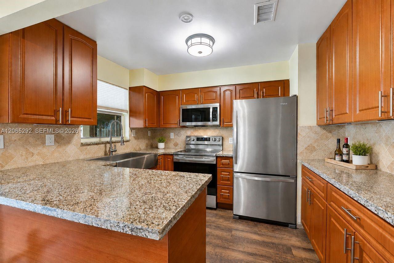 10340 SW 154th Pl # 41 — Photo 5
