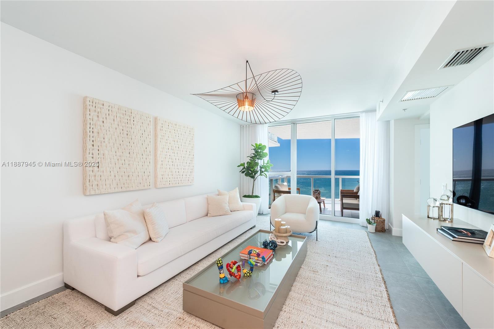 3801 Collins Ave # 1502, Miami Beach FL 33140