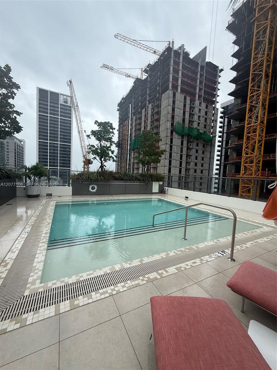 11 NE 6th St # 706 — Photo 4