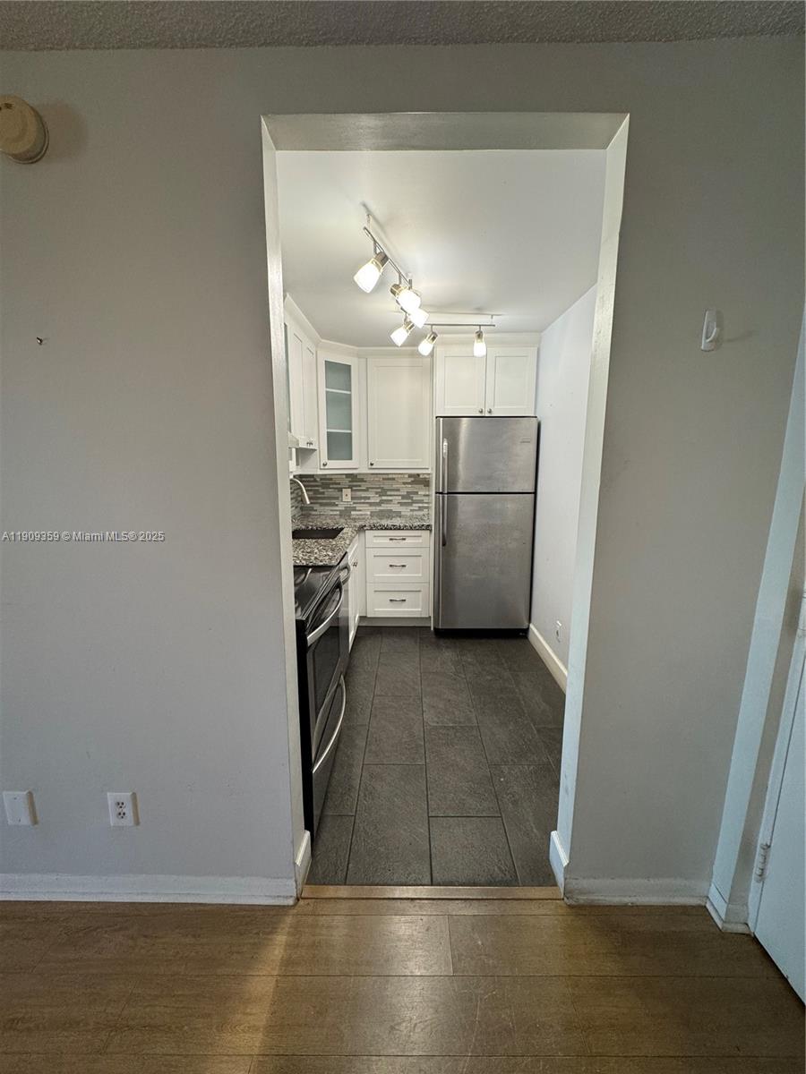 8411 NW 8th St # 203 — Photo 5
