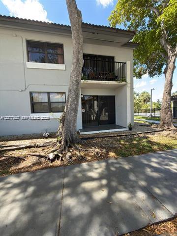 7235 NW 179th St # 101 — Photo 4