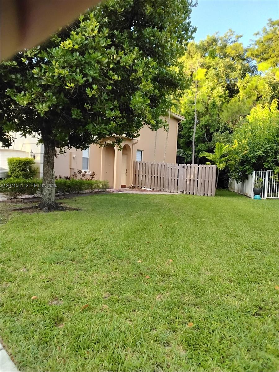 3642 Asperwood Cir, Coconut Creek FL 33073