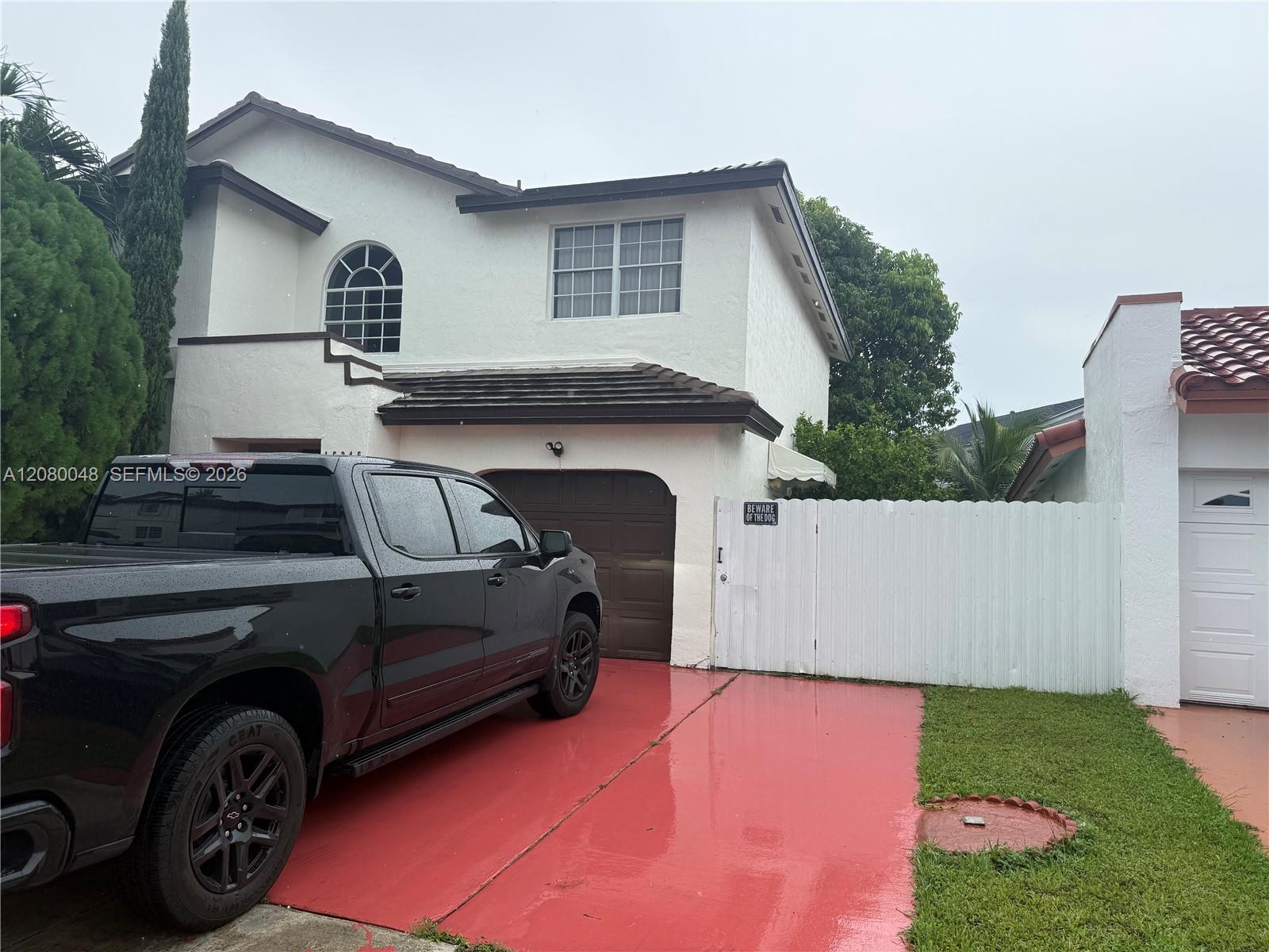15345 SW 63rd Ter — Photo 2