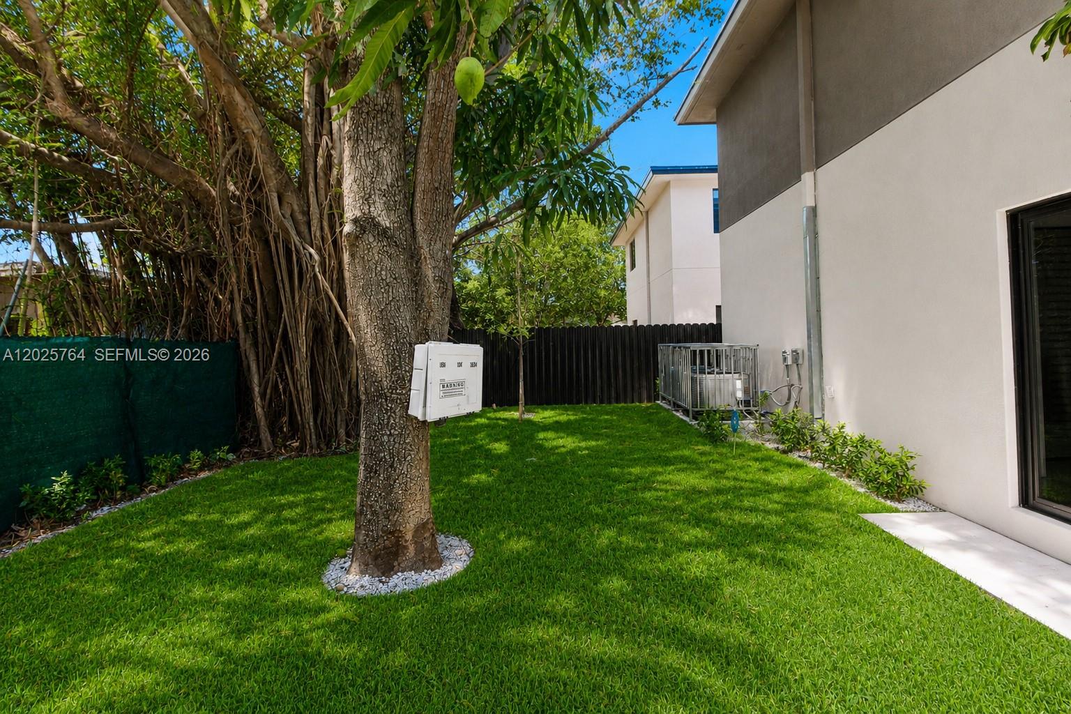 1836 NW 63rd St # 1836, Miami FL 33147