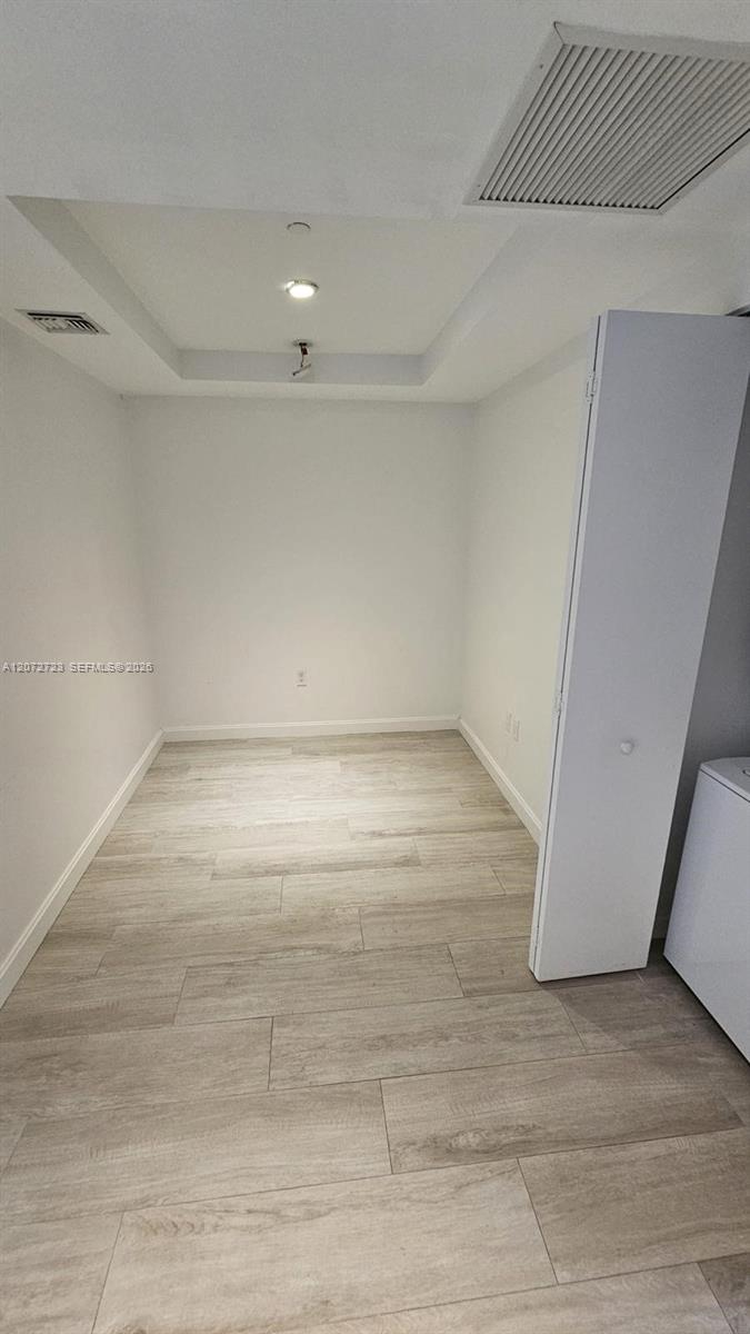 45 SW 9th St # 2102 — Photo 4