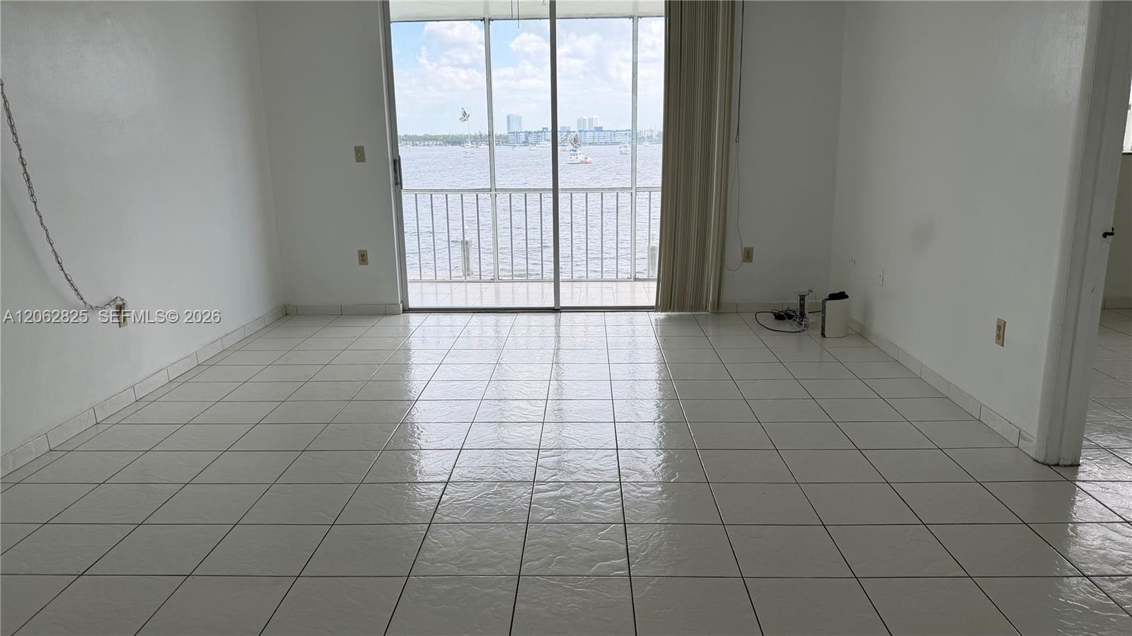 3000 Marcos Dr # P210, Aventura FL 33160