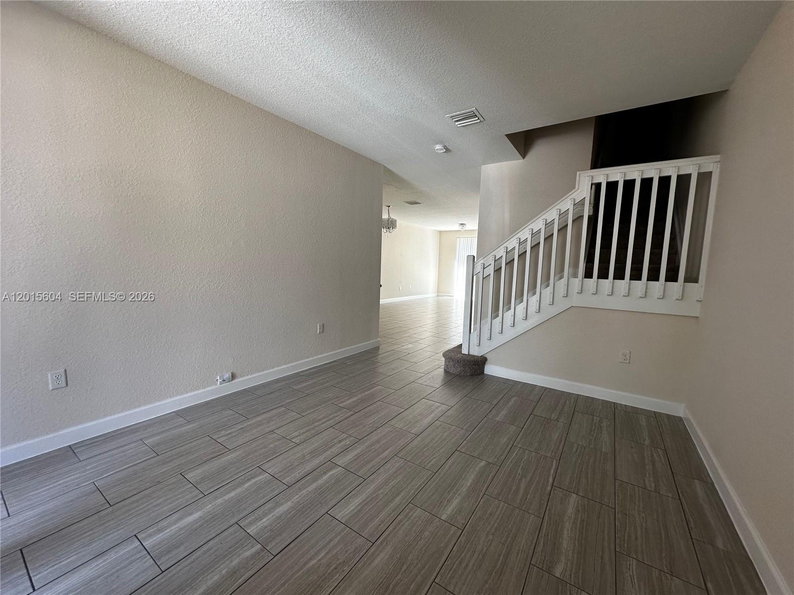 1036 NE 208th St # 1036 — Photo 2