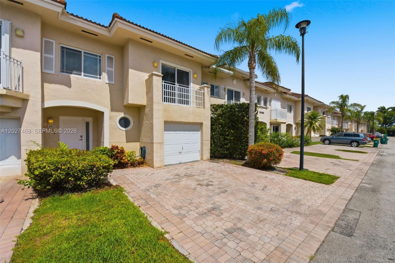 10180 SW 88th St # 403, Miami FL 33176