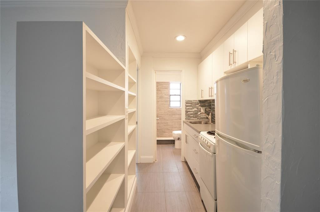 835 NE 15TH Avenue # 5 — Photo 3