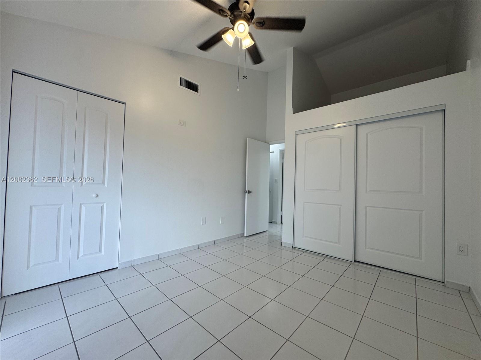 1907 SW 107th Ave # 807 — Photo 4