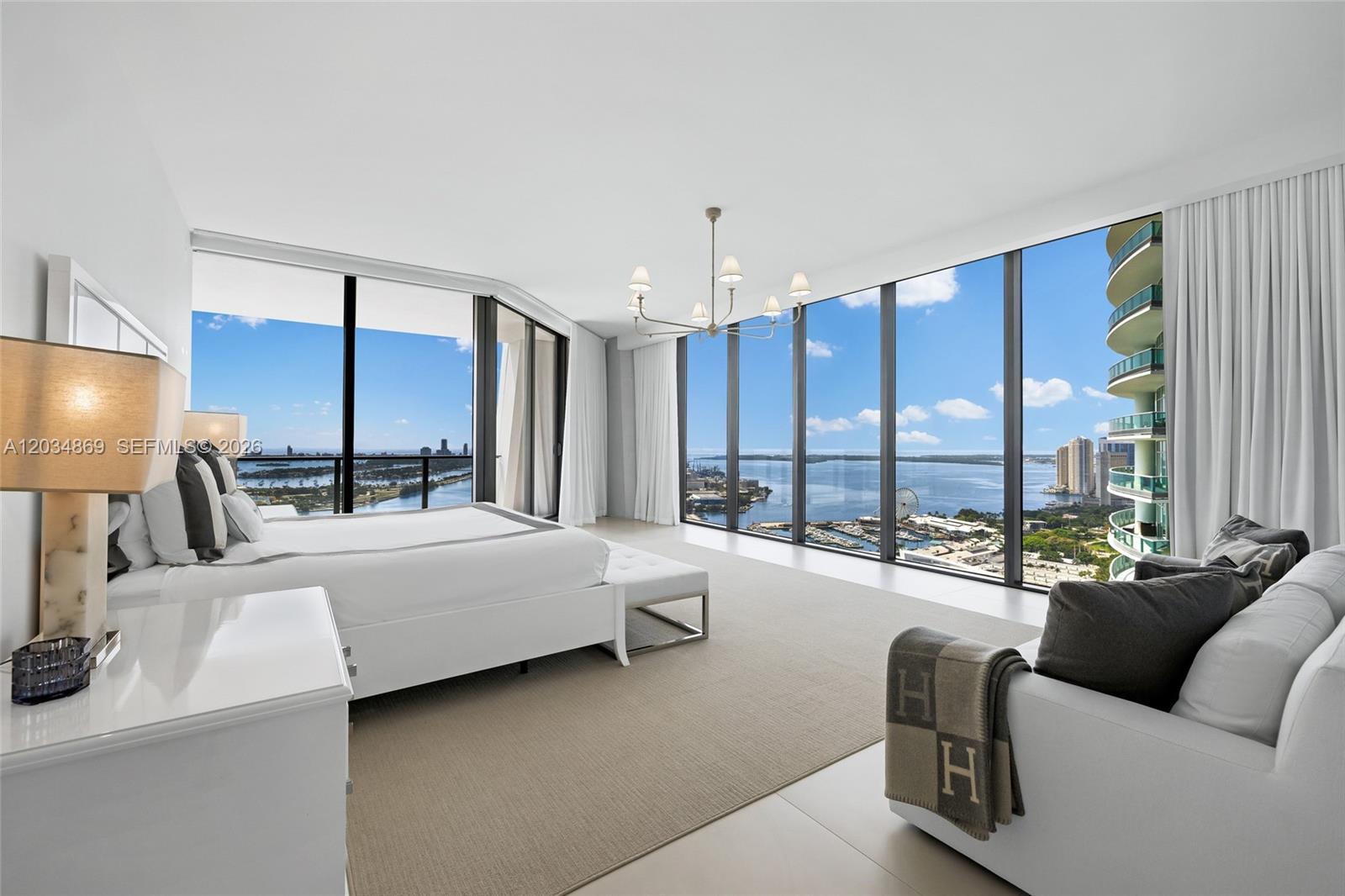 1000 Biscayne Blvd # 3701, Miami FL 33132