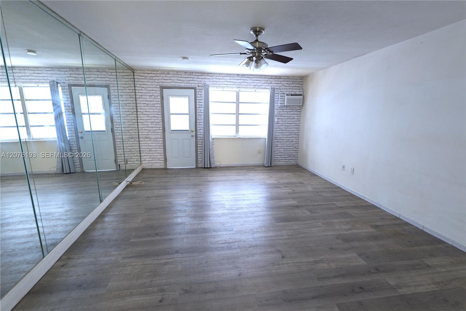 1245 Pennsylvania Ave # 8 — Photo 2