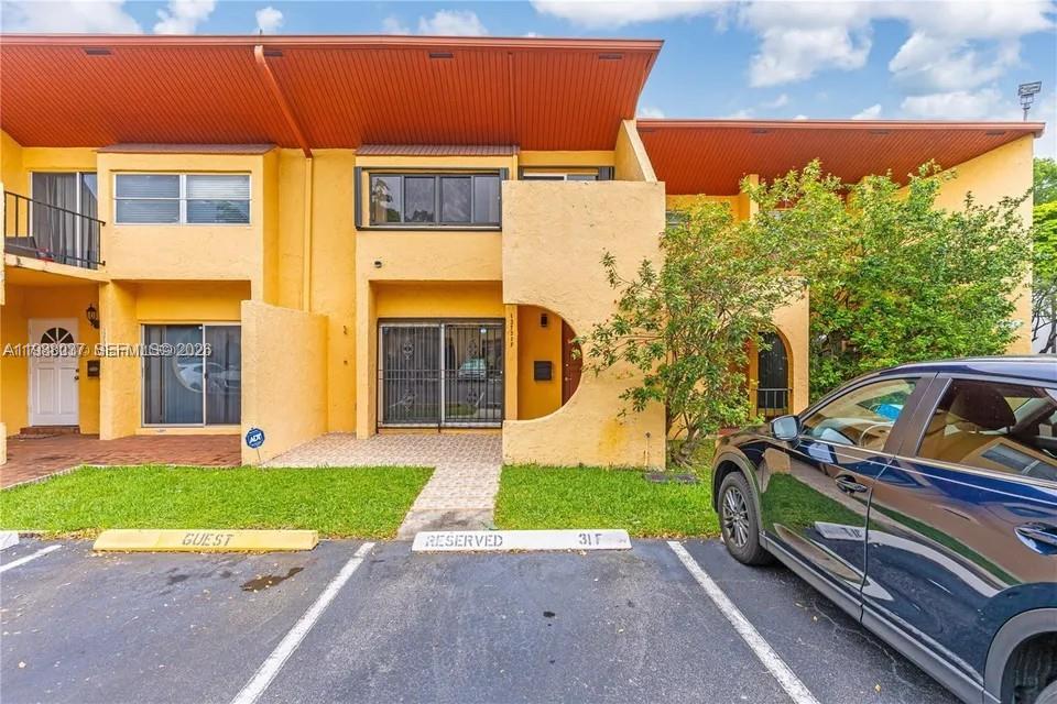 13705 SW 84th St # F, Miami FL 33183