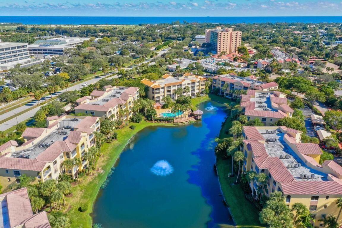 300 Uno Lago Drive # 101, Juno Beach FL 33408