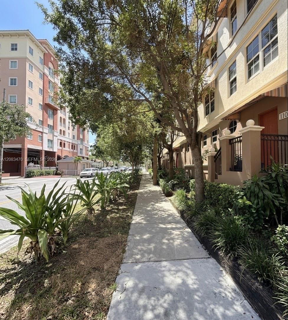 3232 SW 22nd Ter # 113 — Photo 2