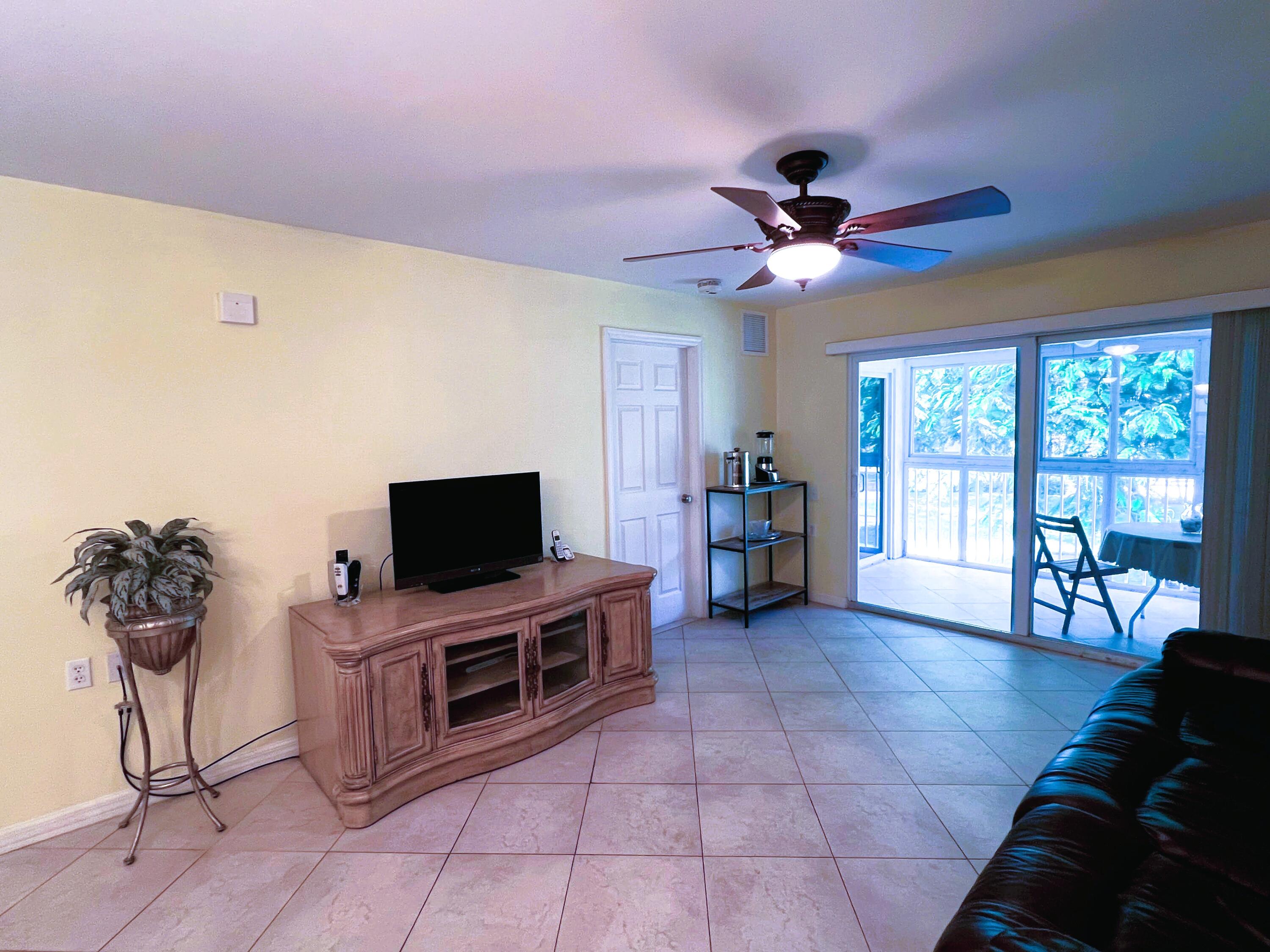 1105 Bahama Bend # A2 — Photo 4