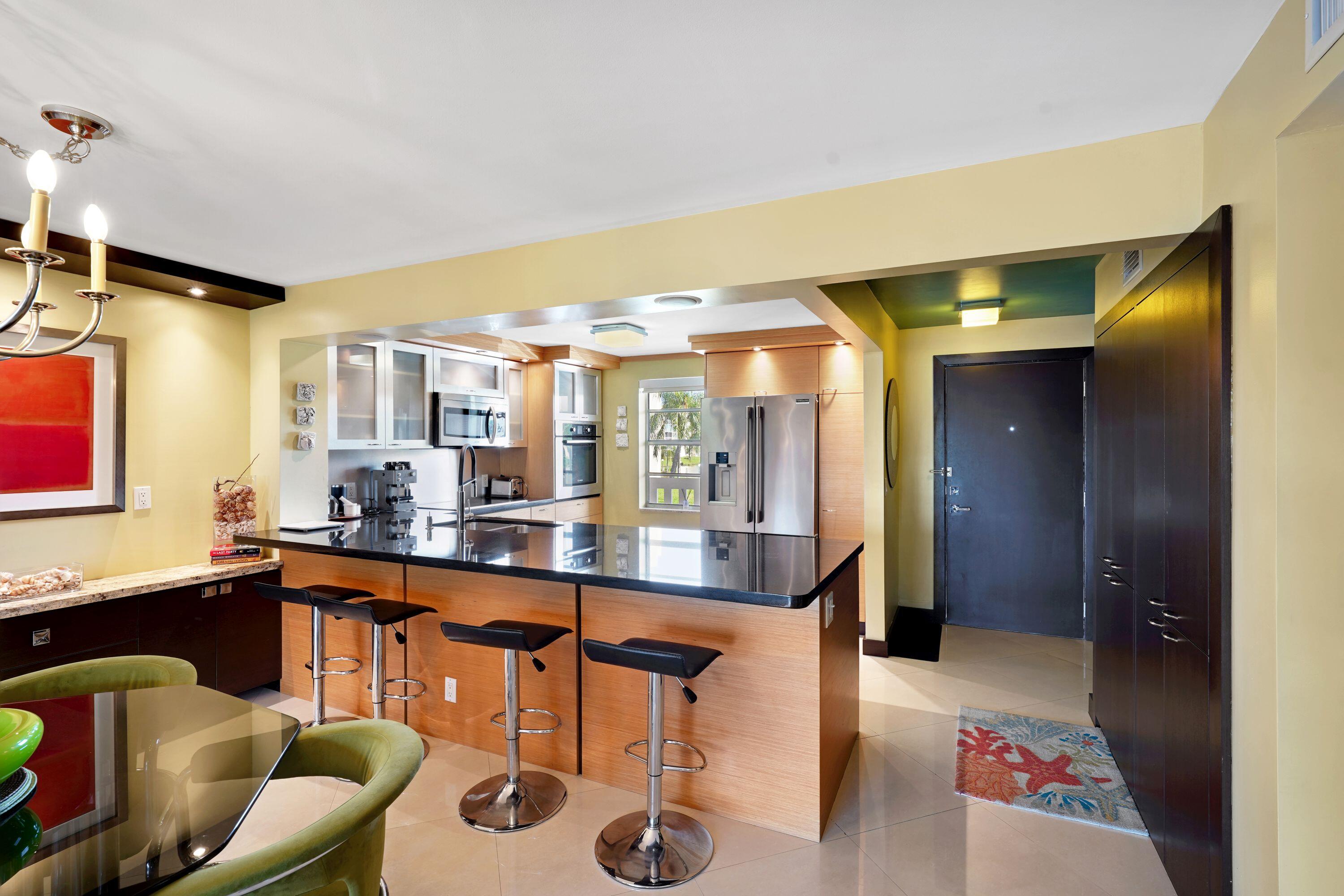 311 SE 3RD Street SE # 207 — Photo 4