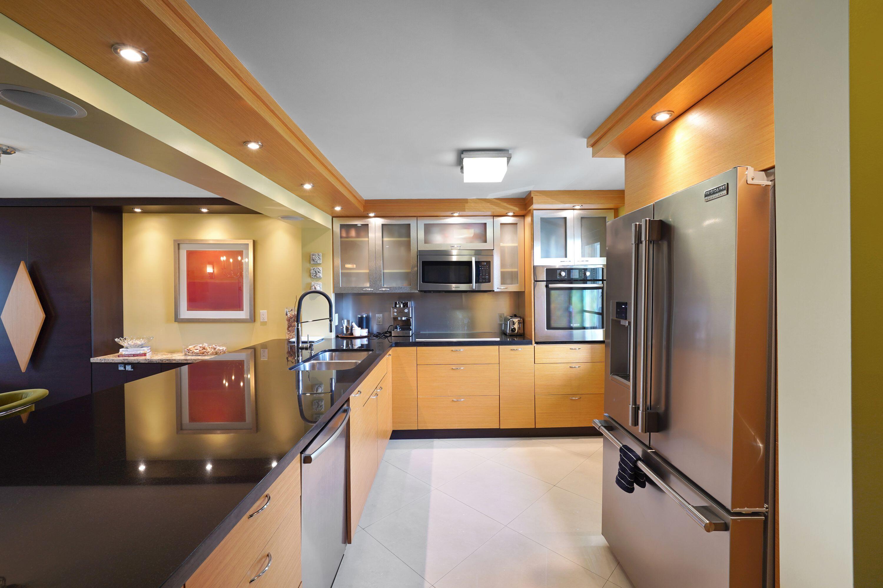 311 SE 3RD Street SE # 207 — Photo 3