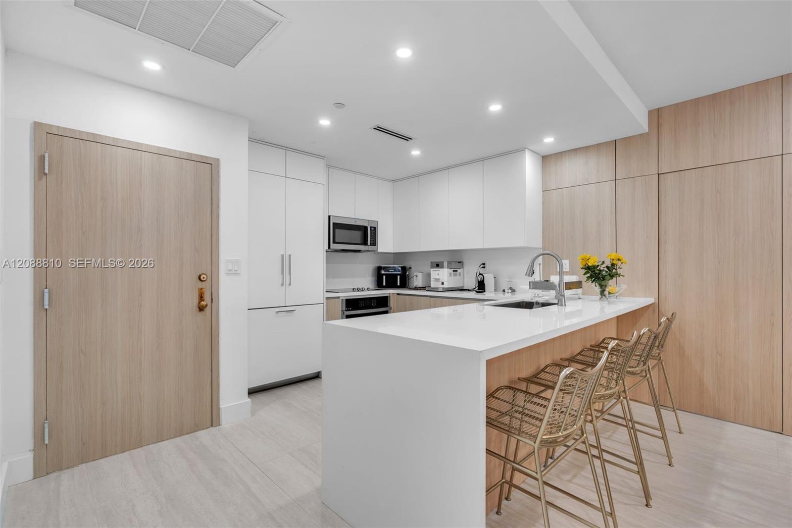 151 Crandon Blvd # 138 — Photo 3