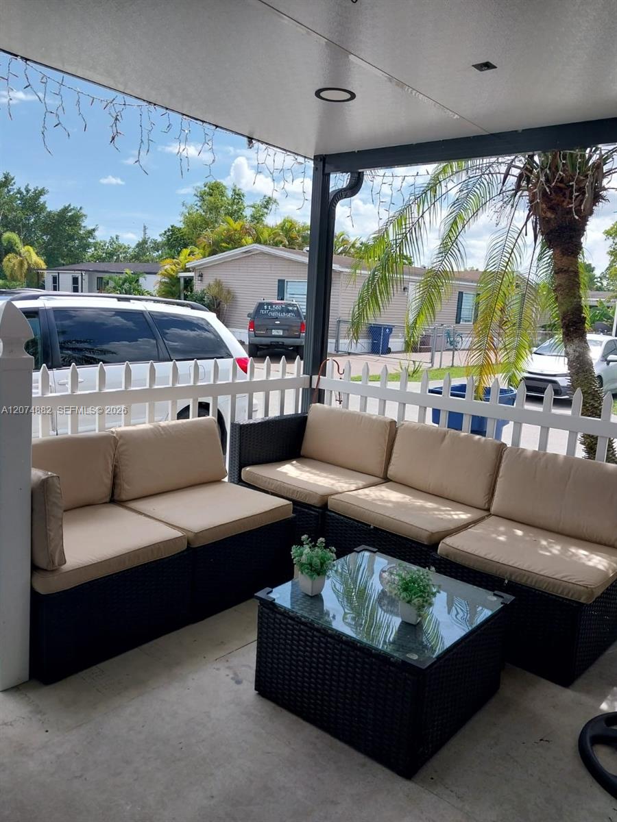 19800 SW 180th Ave   lot#392 — Photo 5
